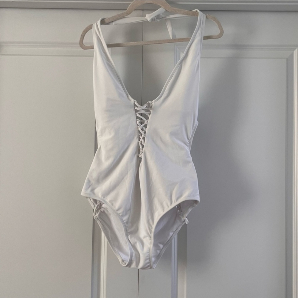 Ashley Graham White One Piece Swimsuit Lace Up With Cutouts Monokini Size 18 NWT - Picture 10 of 17